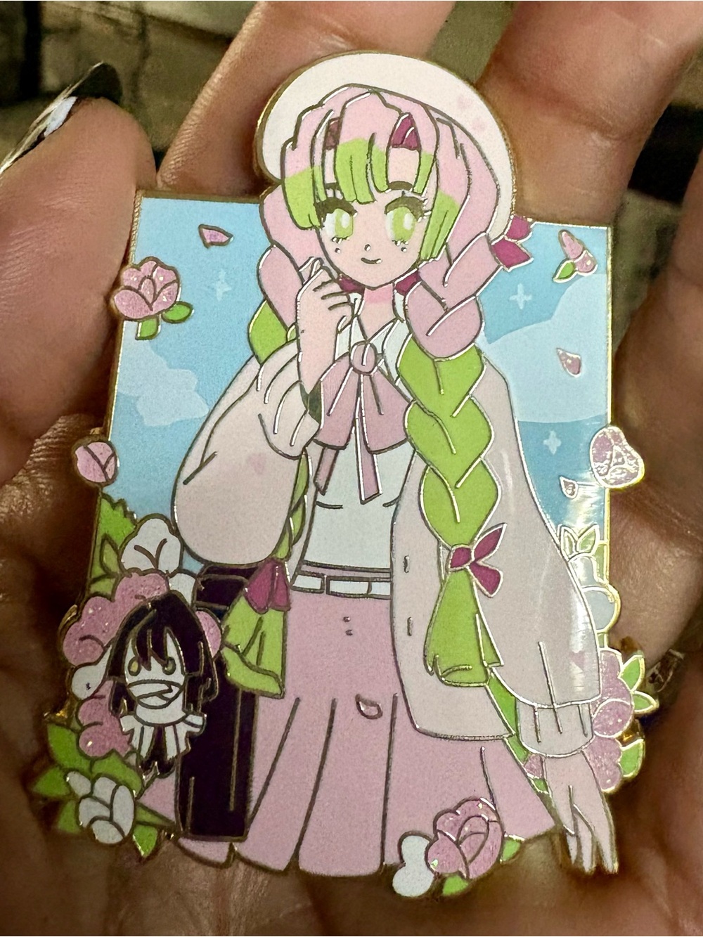 Mamobot Mitsuri portrait pin
